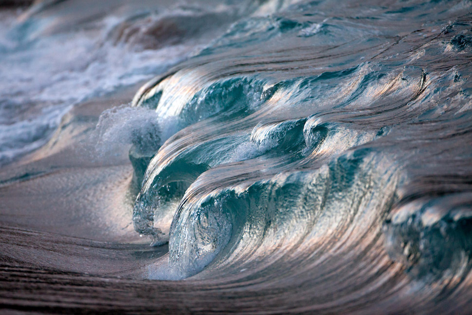 Photographer captures the beauty of Ocean Waves